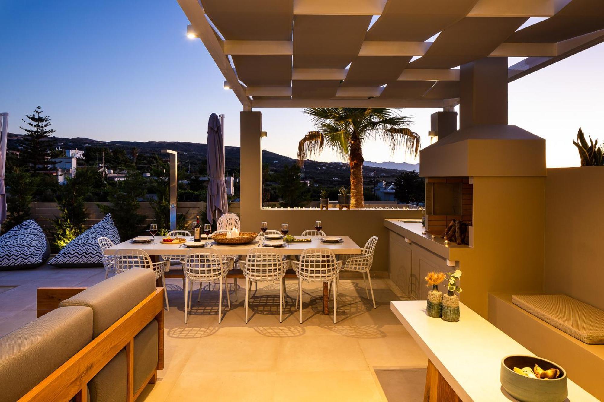 Vasilios Villa, With Pool, Gym & Close To Beach, By Thinkvilla Loutra  Exterior photo